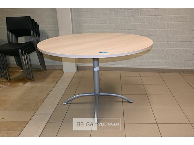 Ronde tafel - afbeelding 1 van  4