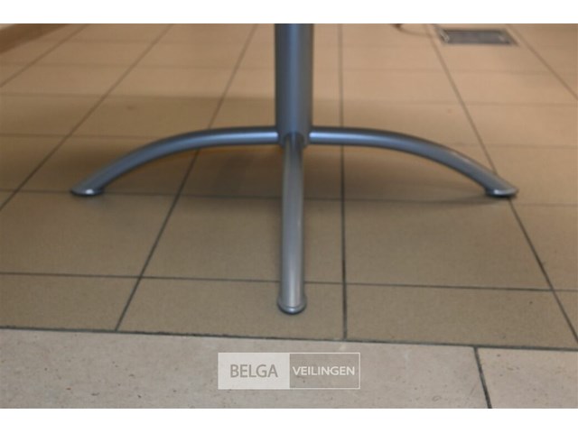 Ronde tafel - afbeelding 3 van  4