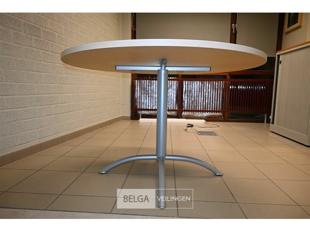 Ronde tafel - afbeelding 4 van  4