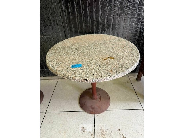 Ronde tafel - afbeelding 1 van  2