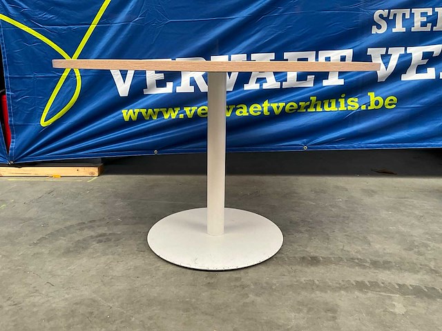Ronde tafel - afbeelding 2 van  4