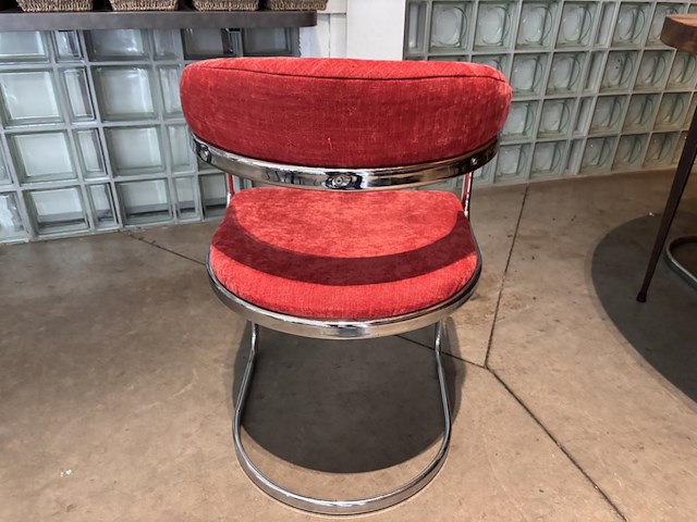 Ronde vintage eettafel met 4 designstoelen - afbeelding 5 van  5