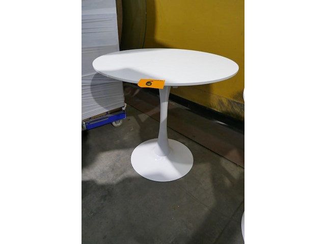 Ronde witte tafels 2 stuks - afbeelding 2 van  3