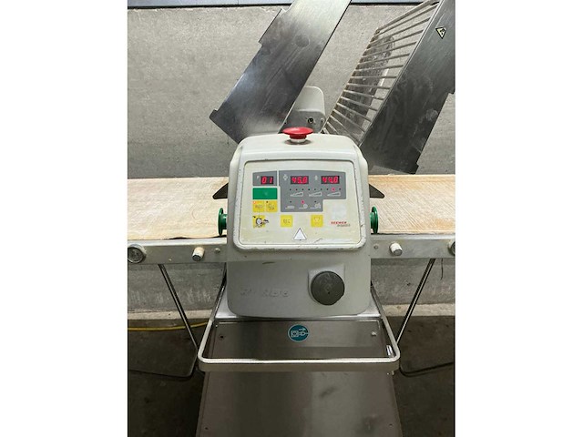 Rondo doge - deeg uitroltafel - afbeelding 5 van  8