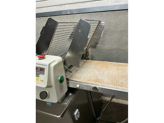 Rondo doge - deeg uitroltafel - afbeelding 7 van  8