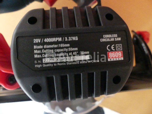 Ronix 8609 batterij-aangedreven cirkelzaag - afbeelding 3 van  11