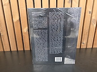 Ronny van de velde - artists' handbook - afbeelding 3 van  5