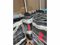 Roofing toplaag met donkere leislag lot3