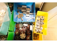 Rook en hardware-artikelen - afbeelding 33 van  39