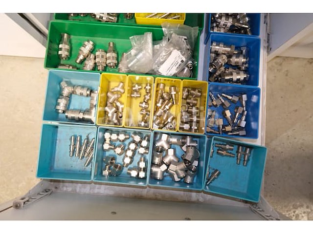 Rook en hardware-artikelen - afbeelding 37 van  39