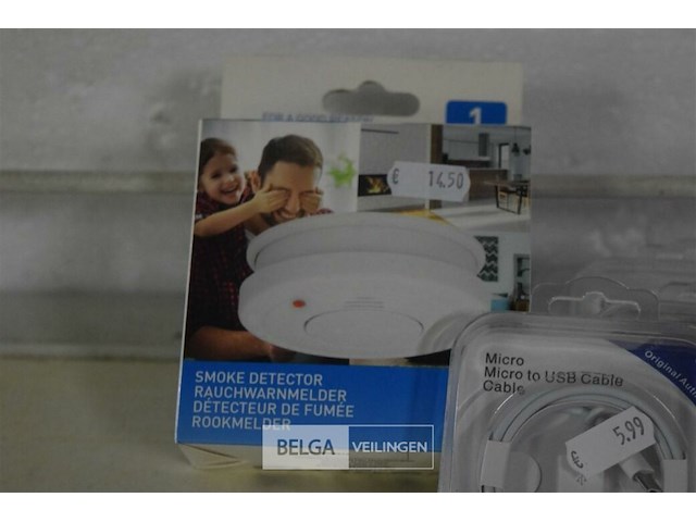 Rookdetector en 4 usb kabels - afbeelding 3 van  3