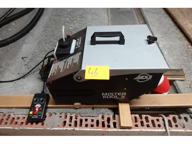 Rookmachine adj - afbeelding 1 van  4