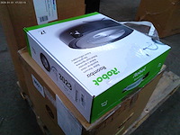 Roomba® j7 connected robotstofzuiger met 2 afzuigers - afbeelding 8 van  8