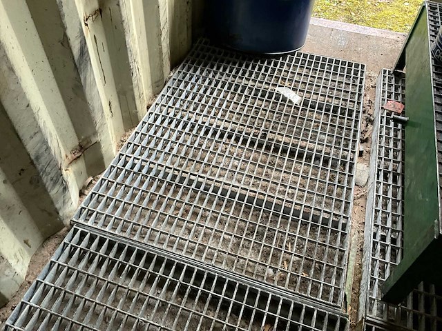 Roostervloerdelen (8x) - afbeelding 2 van  3
