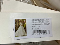 Rosa clara adriana alier bruidsjurken (34x) - afbeelding 41 van  58