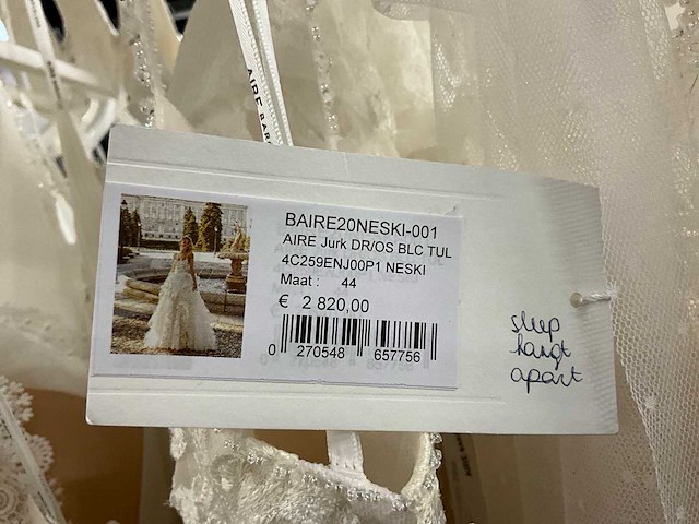 Rosa clara aire bruidsjurken (21x) - afbeelding 21 van  34