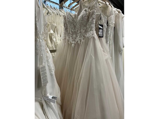 Rosa clara alma bruidsjurken (23x) - afbeelding 34 van  47