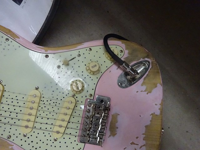 Rose gitaar - afbeelding 2 van  3