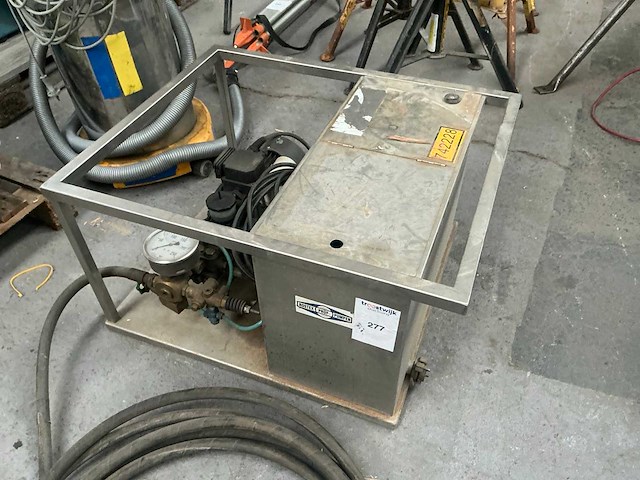 Rosten mp 230/6 testpomp - afbeelding 1 van  8