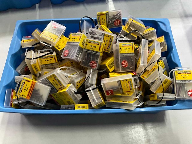 Rotadrill diverse schroeven rvs, verzinkt en messing (100x) - afbeelding 1 van  6