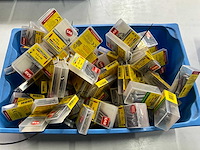 Rotadrill diverse schroeven rvs, verzinkt en messing (100x) - afbeelding 1 van  7