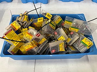 Rotadrill diverse schroeven rvs, verzinkt en messing (100x) - afbeelding 1 van  7