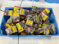 Rotadrill diverse schroeven rvs, verzinkt en messing (100x) - afbeelding 1 van  7