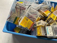 Rotadrill & gamma diverse schroeven rvs, verzinkt en messing in blister (100x) - afbeelding 5 van  7