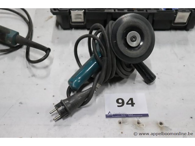 Rotatieschuurmachine makita gv5000, werking niet gekend - afbeelding 1 van  3