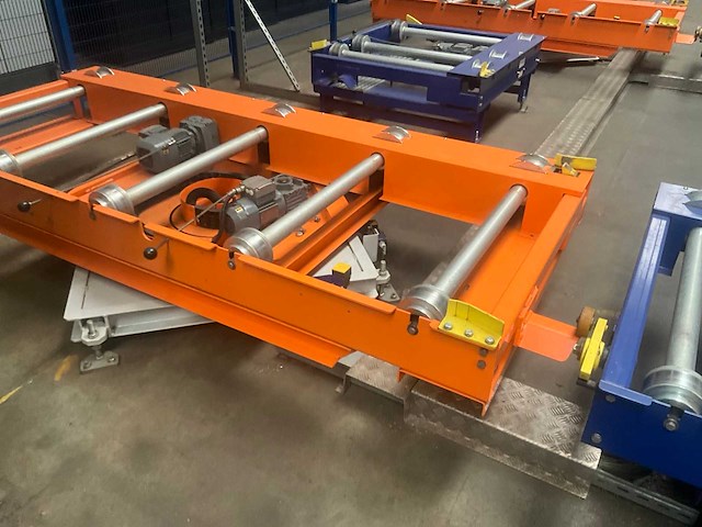 Roteerbare rollenbaan/draaitafel - afbeelding 7 van  12