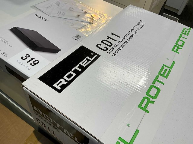 Rotel cd11 cd-speler - afbeelding 2 van  2