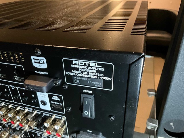 Rotel rap-1580 surround versterker - afbeelding 4 van  5