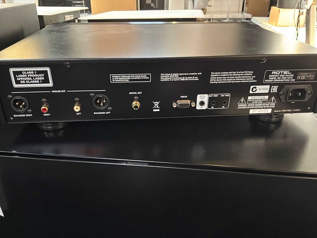 Rotel rcd-1572 cd-speler - afbeelding 4 van  5