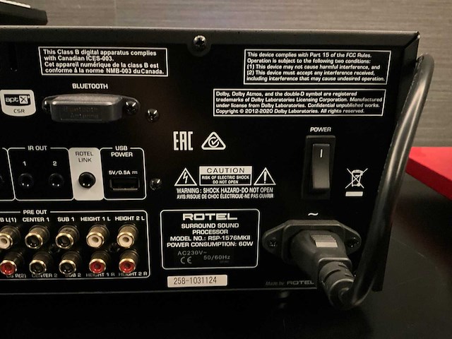 Rotel rsp-1576mkii surround sound processor - afbeelding 4 van  6
