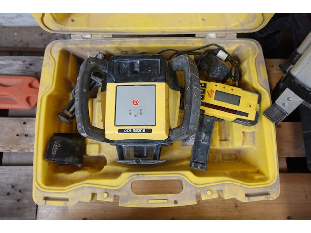 Roterende laser leica - afbeelding 1 van  6