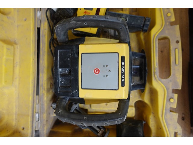 Roterende laser leica - afbeelding 2 van  6