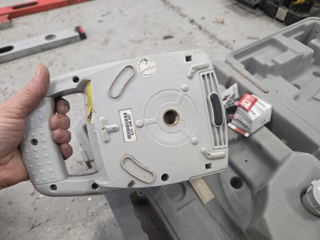 Roterende laserwaterpas agatec gat220 - afbeelding 7 van  10