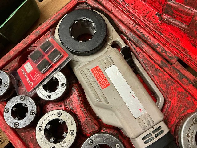 Rothenberger supertronic 2000 draadsnijmachine - afbeelding 2 van  6