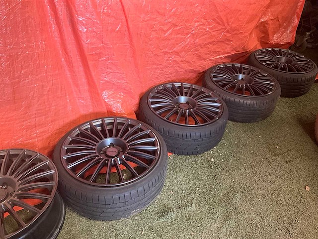 Rotiform velgen - afbeelding 1 van  14