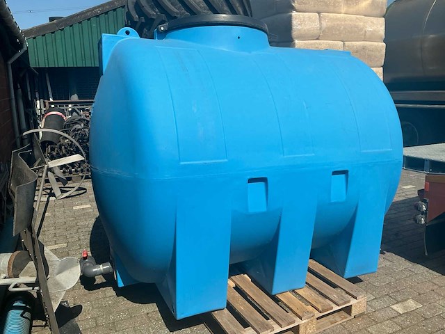 Rototec c 5000l water opslagtank - afbeelding 1 van  4