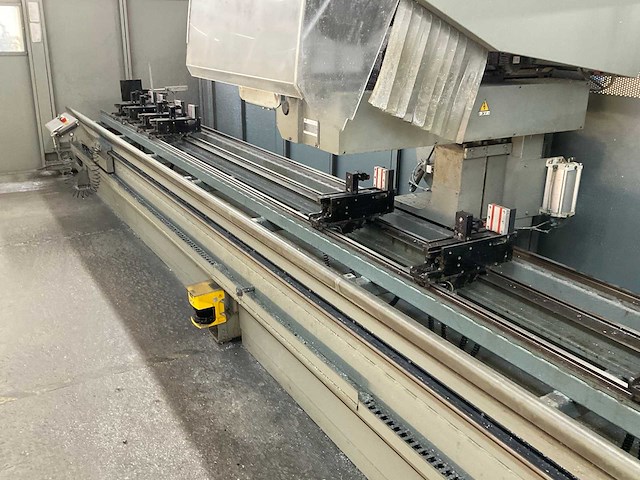 Rotox sba 485 cnc profielbewerkingsmachine - afbeelding 11 van  13