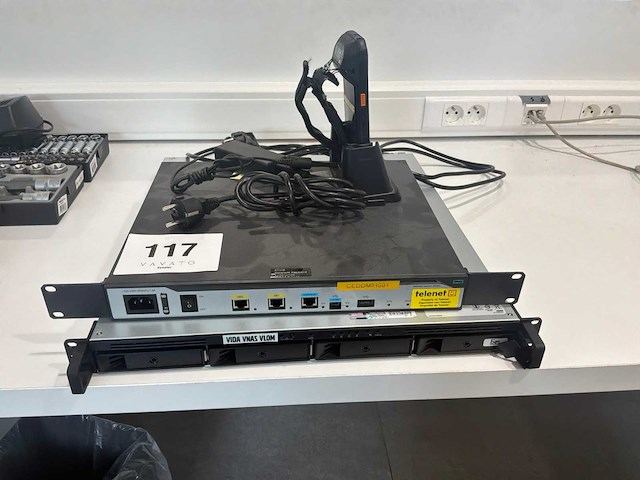 Router + nas (2x) - afbeelding 1 van  2