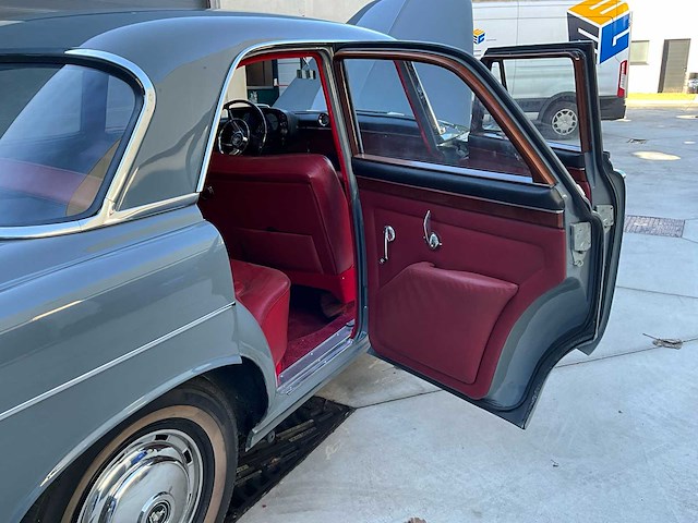 Rover p 5 oldtimer - afbeelding 25 van  52