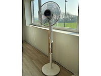 Rowenta vu5840 staande ventilator - afbeelding 2 van  2