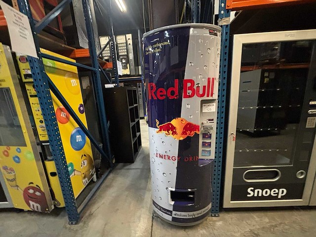 Royal - vendor - redbull - verkoopautomaat - afbeelding 1 van  10
