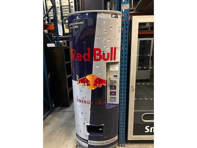 Royal - vendor - redbull - verkoopautomaat - afbeelding 6 van  10