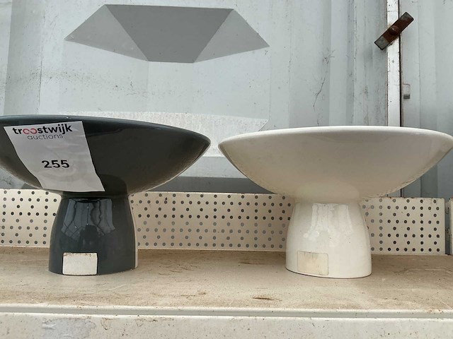 Royal boch decoratiemateriaal porseleinen schaal (2x) - afbeelding 1 van  2