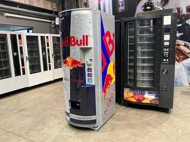 Royal vendors rvrb-372-3 red bull drankenautomaat - afbeelding 1 van  6
