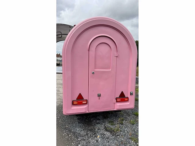 Roze food truck trailer - afbeelding 8 van  29