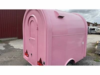 Roze food truck trailer - afbeelding 10 van  29